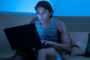 Blue light after sunset disrupts your sleep
