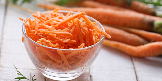 Minty carrot salad