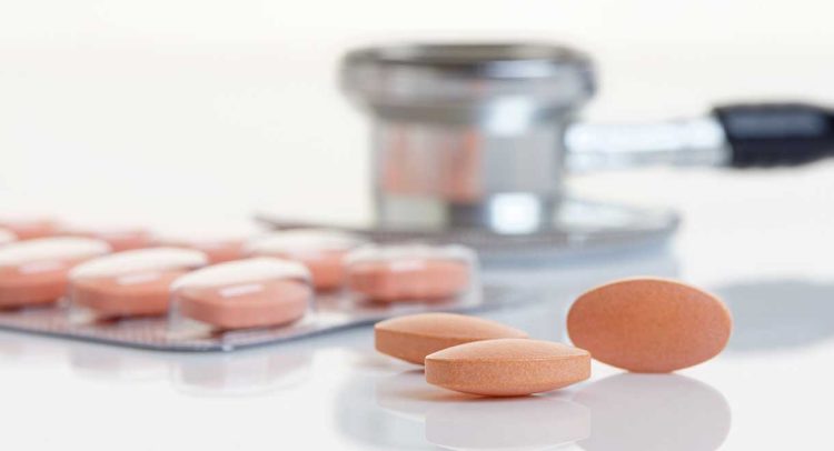 Cholesterol-Lowering Drugs Worsen Side Effects Of Breast Cancer Treatment