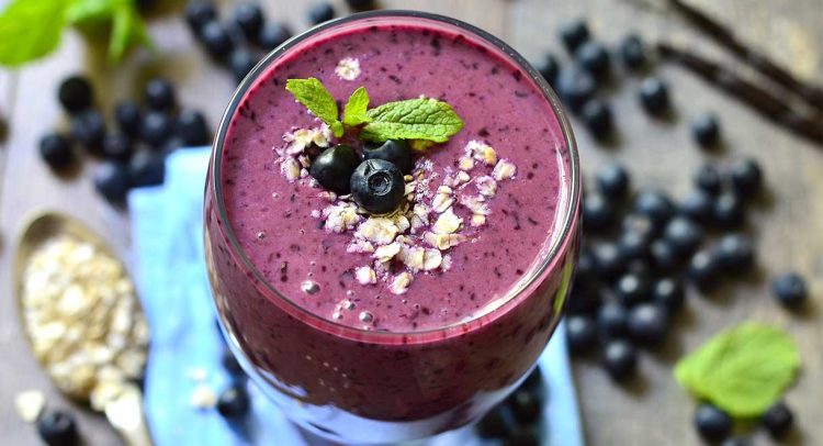 High Protein Blueberry Breakfast Smoothie