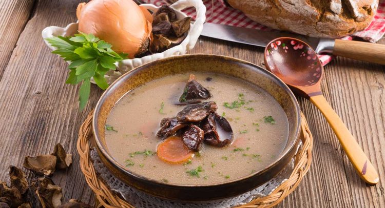 Vegan Mushroom And Leek Soup