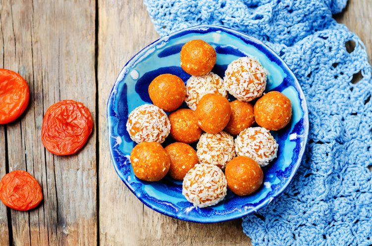 Walnut And Apricot Balls