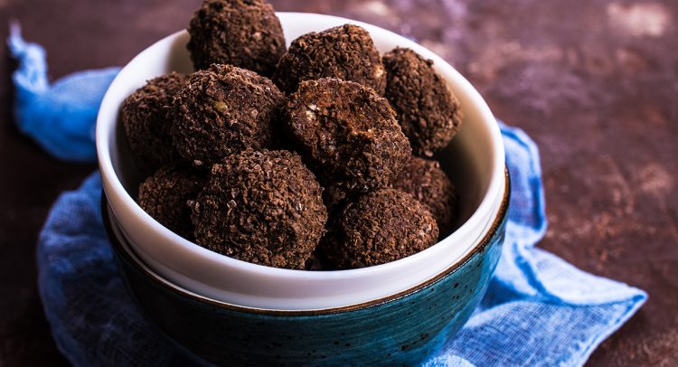 Dark Chocolate And Blueberry Bites