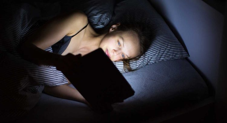 Bright Light At Night Causes Weight Gain